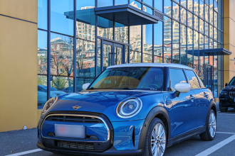 MINI 2022款 1.5T COOPER 经典派 五门版