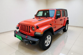 Jeep 牧马人 2019款 2.0T Sahara 四门版 国VI