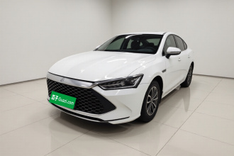 比亚迪 秦PLUS 2024款 荣耀版 DM-i 55KM领先型