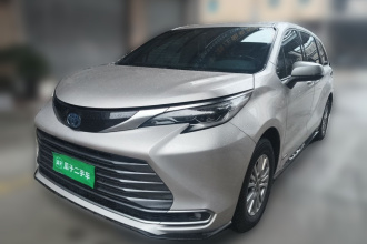 丰田 赛那SIENNA 2021款 2.5L混动 尊贵版