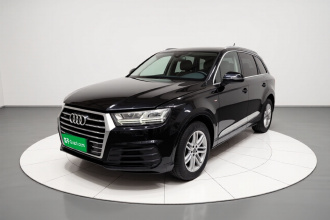 奥迪Q7 2016款 40 TFSI 舒适型
