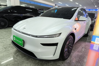 特斯拉 Model Y L 2025款 长续航全轮驱动版