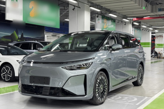 小鹏X9 2026款 增程 1602 Ultra