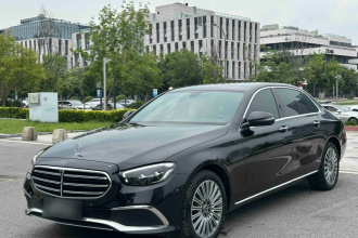 奔驰E级 2023款 改款 E 300 L 时尚型