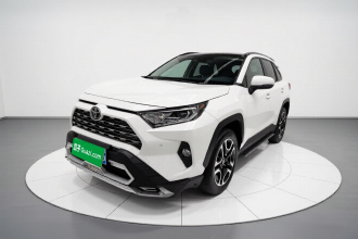 丰田 RAV4荣放 2020款 2.0L CVT两驱尊贵版