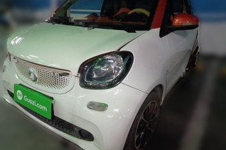 smart fortwo 2015款 1.0L 52千瓦硬顶激情版