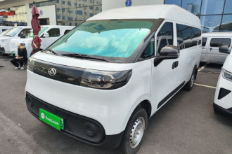 上汽大通MAXUS 大拿V1 2025款 V1+长轴高顶 多功能版（62kWh）