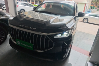 捷途X70 PLUS 2023款 1.5T DCT勇者PLUS 7座