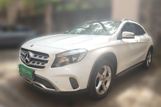 奔驰GLA 2018款 GLA 200 动感型