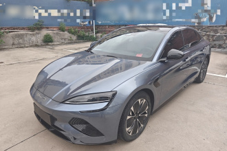 比亚迪 海豹 2022款 550km 标准续航后驱版精英型