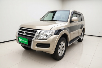 三菱 帕杰罗(进口) 2016款 3.0L 自动豪华版 国IV