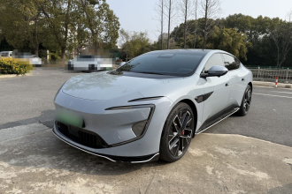 阿维塔12 2023款 650 三激光四驱性能版