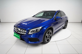 奔驰GLA 2017款 GLA 220 4MATIC 豪华型