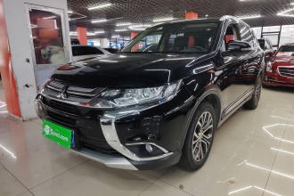 三菱 欧蓝德 2018款 2.0L 两驱荣耀版 5座