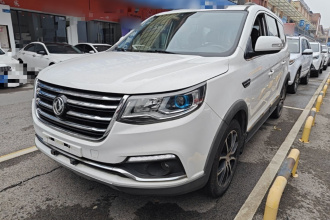 东风风行 风行SX6 2016款 1.6L 手动尊享型