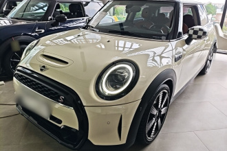 MINI 2022款 2.0T COOPER S 艺术家