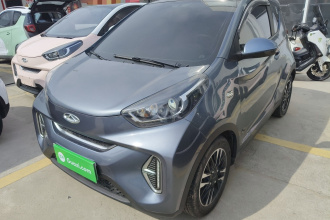 奇瑞QQ 小蚂蚁 2022款 改款 甜粉款 半糖版 磷酸铁锂 30.7kWh 30kW 301km