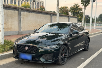捷豹XEL 2022款 2.0T 250PS R-DYNAMIC S进取运动版