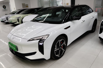 红旗EH7 2024款 640 Pro+ 四驱版