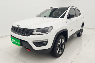 Jeep 指南者 2017款 200TS 自动高性能四驱版