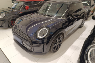MINI 2023款 改款 1.5T COOPER 艺术家