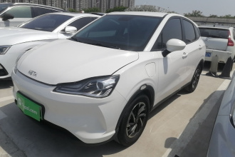 哪吒汽车 哪吒V 2021款 长续航娱乐版升级型