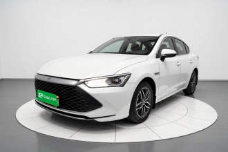 比亚迪 秦PLUS 2021款 DM-i 55KM 旗舰型