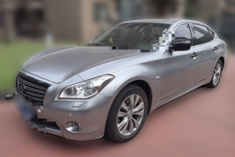 英菲尼迪Q70 2013款 Q70L 2.5L 舒适版