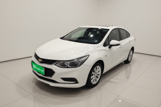 雪佛兰 科鲁兹 2018款 320 自动先锋天窗版