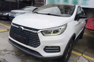 比亚迪 元新能源 2018款 EV360 智联炫酷型