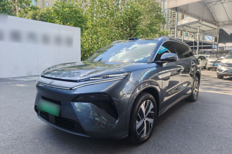 比亚迪 唐L 2025款 DM 200KM四驱激光雷达旗舰型