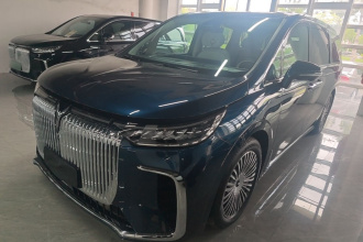 岚图汽车 岚图梦想家 2025款 PHEV 四驱旗舰鲲鹏版