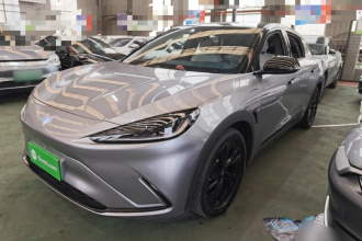 ARCFOX极狐 极狐 阿尔法S(ARCFOX αS) 2023款 650E 森林版PRO 175kw
