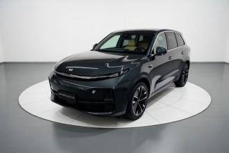 理想汽车 理想L8 2025款 Max 智能焕新版