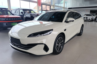 比亚迪 海豹06 DM-i旅行版 2025款 DM-i 150KM尊享型