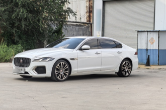捷豹XFL 2021款 XFL 2.0T P250 两驱尊享豪华版
