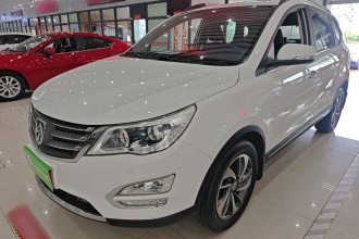 宝骏560 2015款 1.8L 手动豪华型