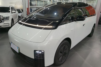 理想汽车 理想MEGA 2025款 Home 家庭特别版