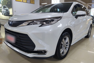 丰田 赛那SIENNA 2023款 2.5L混动 舒适版