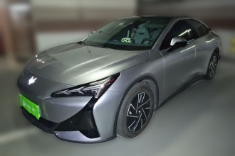 ARCFOX极狐 极狐 阿尔法S5 2024款 560PRO 185kW