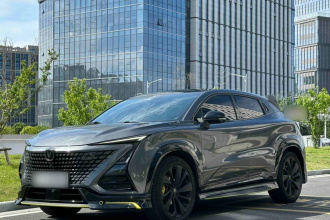 长安UNI-T 2022款 1.5T 运动版 旗舰型