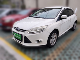 福特 福克斯 2012款 两厢 1.6L 自动舒适型