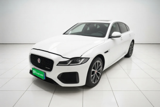 捷豹XFL 2022款 XFL 2.0T P250 两驱精英运动版