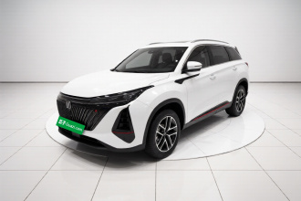 长安CS75 PLUS 2022款 第二代 1.5T 自动尊贵型