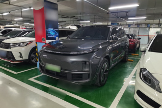 理想汽车 理想L9 2025款 Ultra 智能焕新版