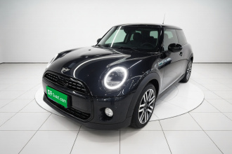 MINI 2025款 1.5T COOPER 经典派 五门版