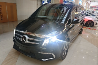 奔驰V级 2022款 V 260 L 长轴距尊贵版