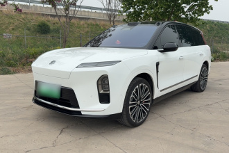 蔚来ES8 2026款 六座行政签名版