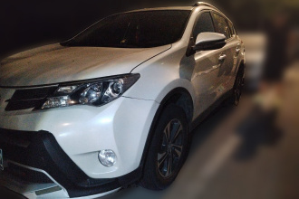 丰田 RAV4荣放 2015款 2.0L CVT两驱风尚版