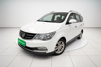 宝骏730 2016款 1.5L 手动舒适型 7座 国V
